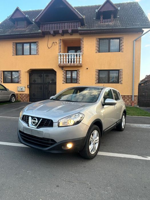 Nissan Qashqai 4x4/4×2/lock-2013-1.6diesel-131cp-euro 5-impecabila!
