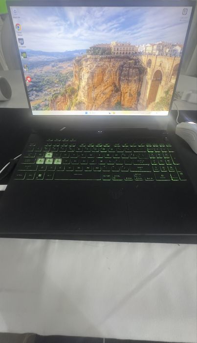 Laptop Asus TUF F15 Gaming 144Hz