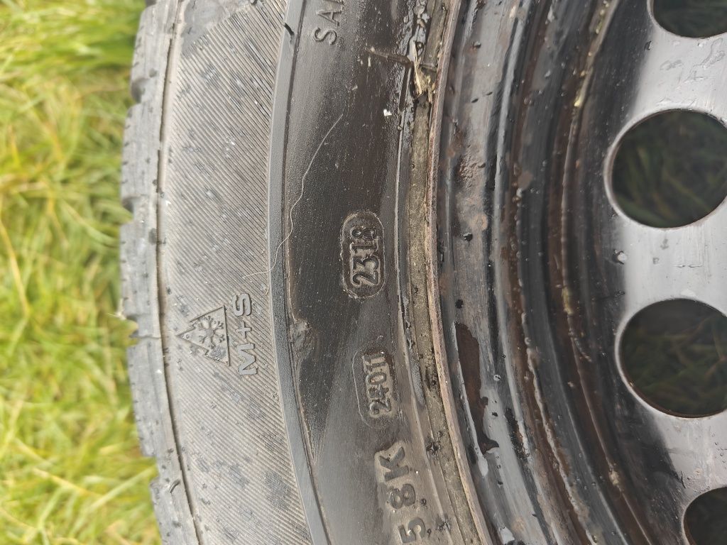 Jante și cauciucuri iarna r16