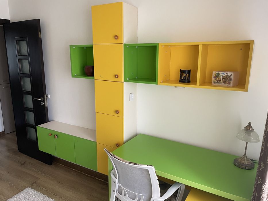 Inchiriez apartament