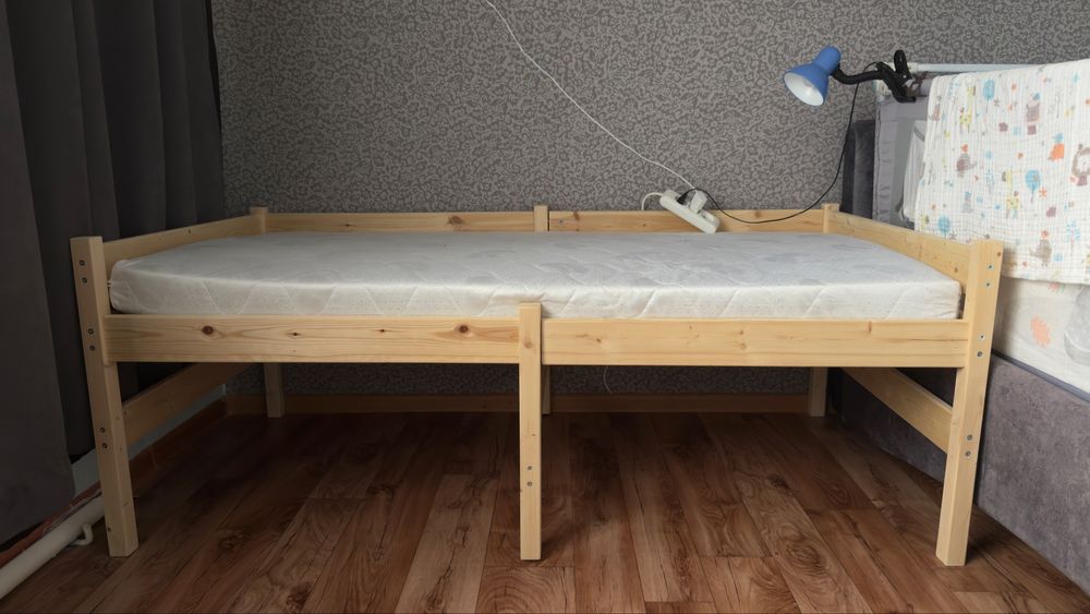 Продам детскую кровать