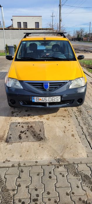 Vând Dacia logan