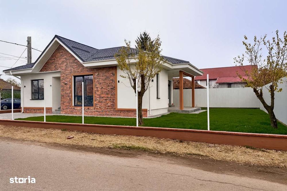 Casă parter 4 camere, acces civilizat + utilități publice, canalizare