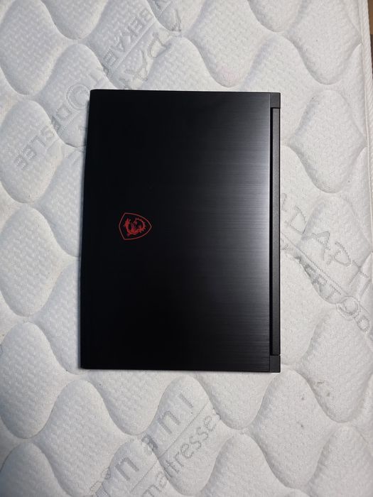 Msi thin gf 63 gaming laptop(в гаранция)