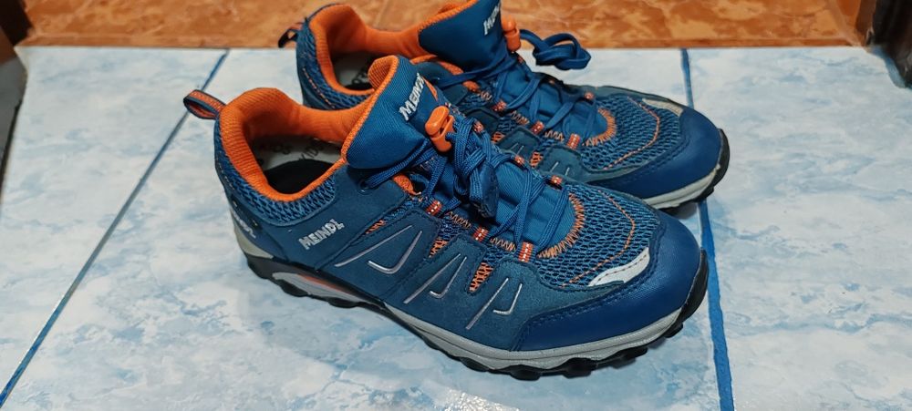 Pantofi sport 34