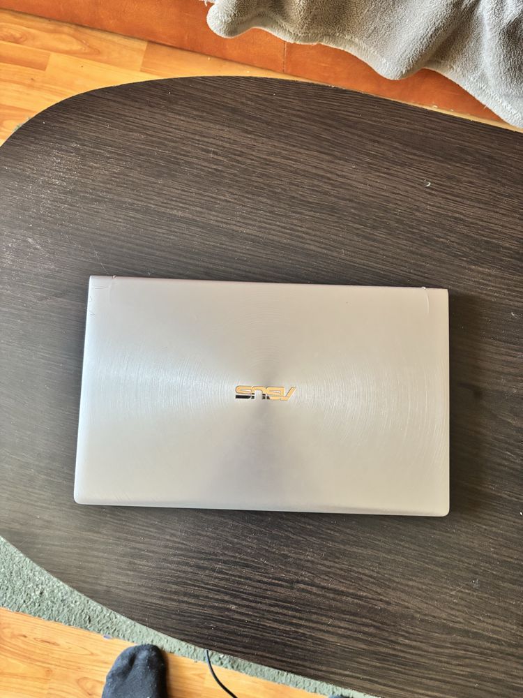 Dezmembrez Asus Zenbook 13 ( Asus ux333F )