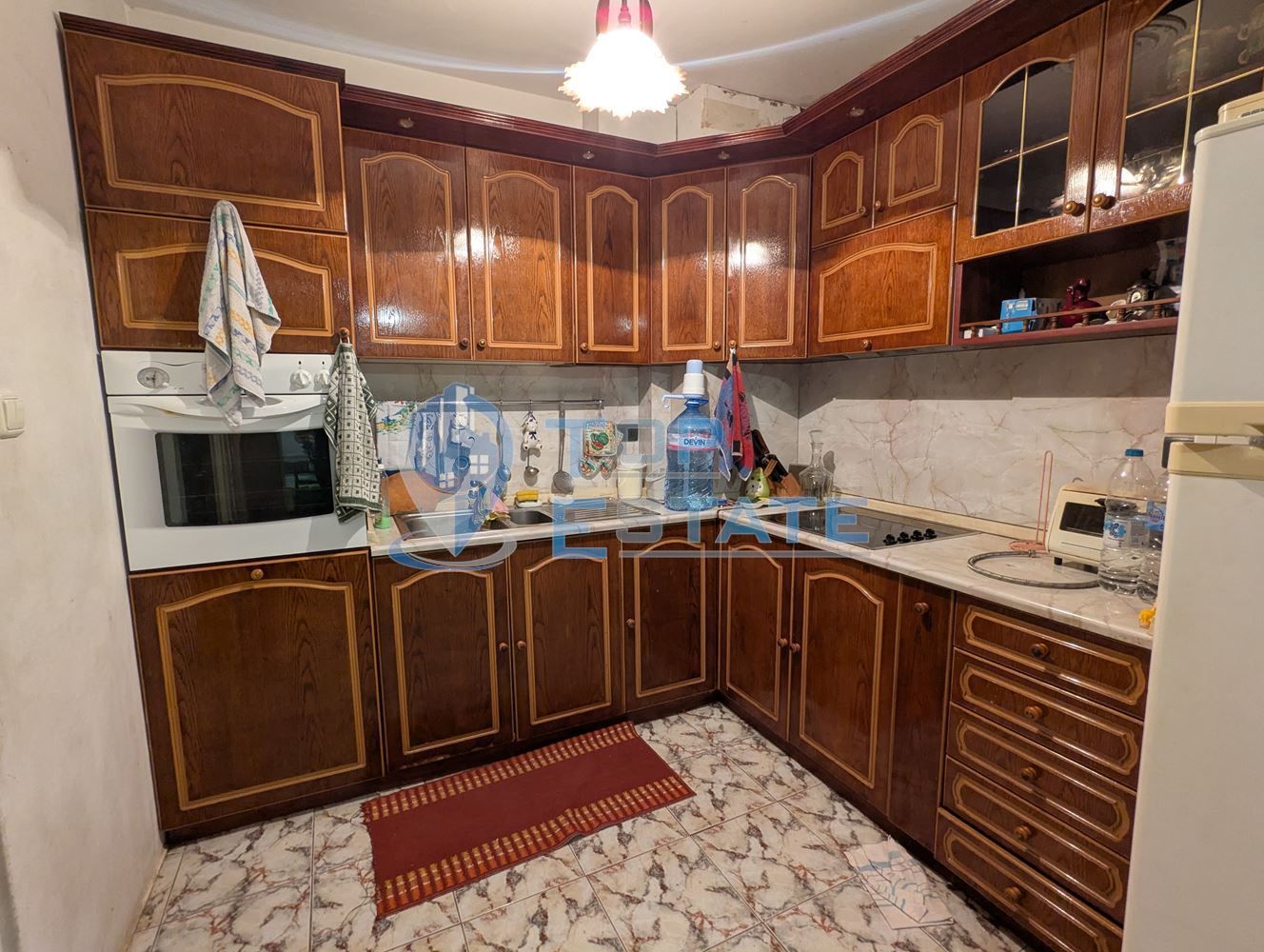 Двустаен уширен обзаведен апартамент в град Лясковец, област Велико Т