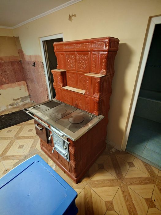 Vând Soba teracotă