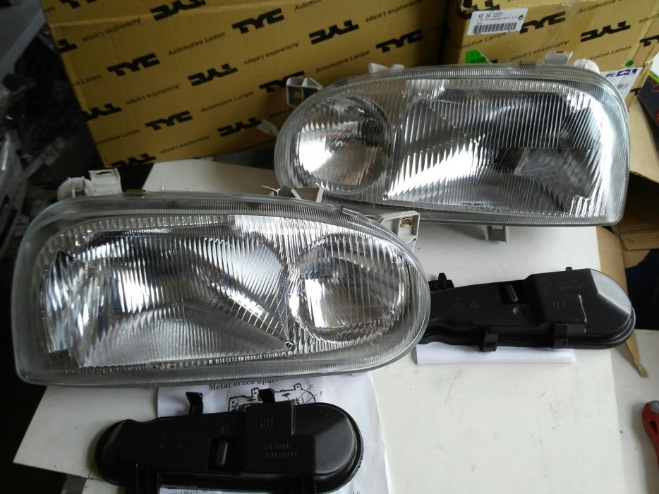 Фар двусекционен Голф 3 vw Golf3 фарове голф3 Н1 Н1