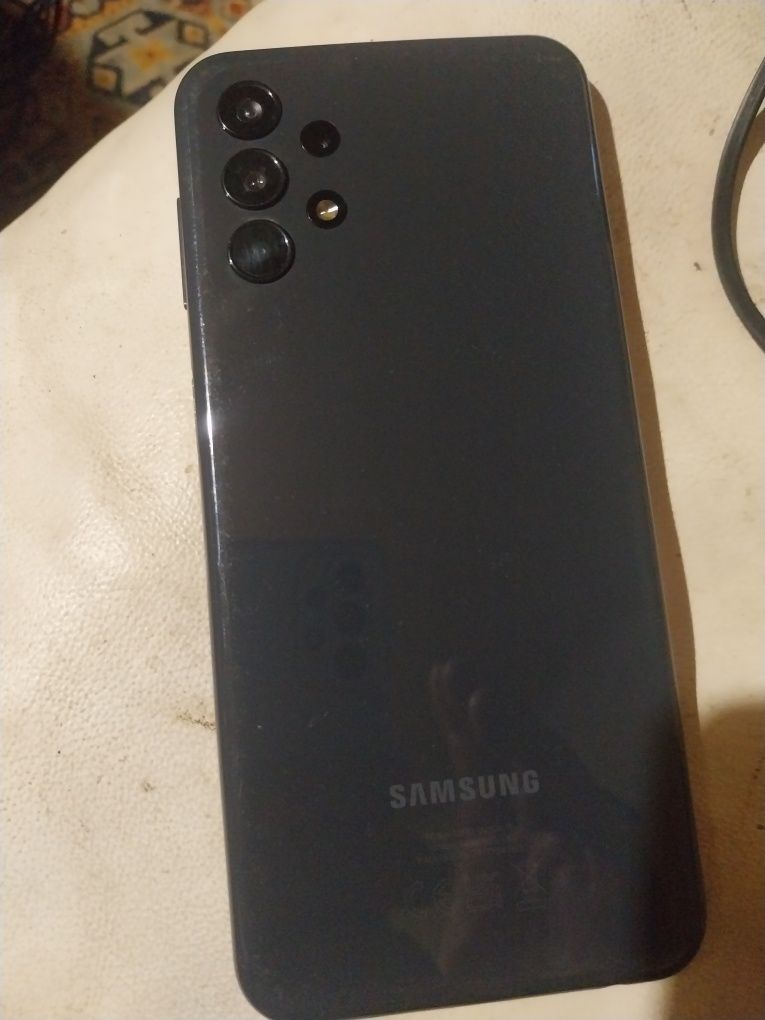 Samsung A13 Смарт телефон