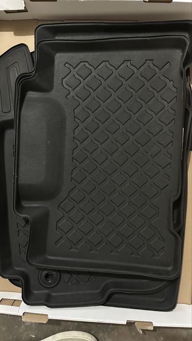 Covorase tip tavita Toyota Rav 4 2013-2018