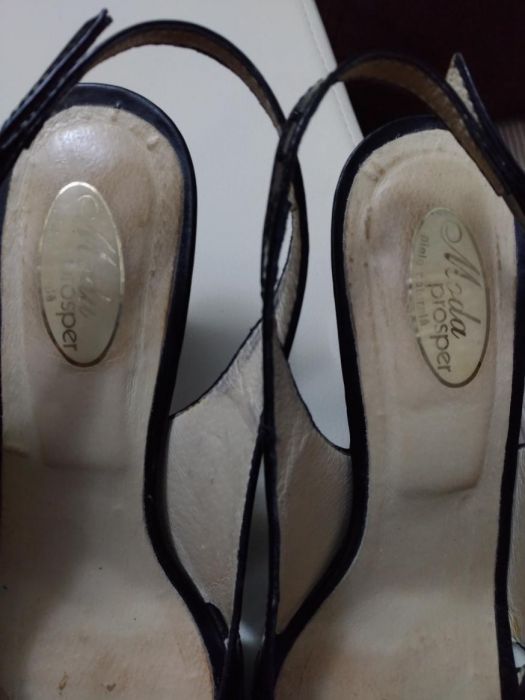 Sandale piele lacuita elegante
