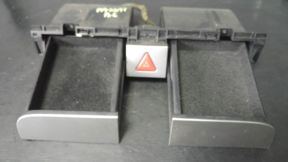 Buton avarii cu sertare vw passat b6 3c 3c0858407