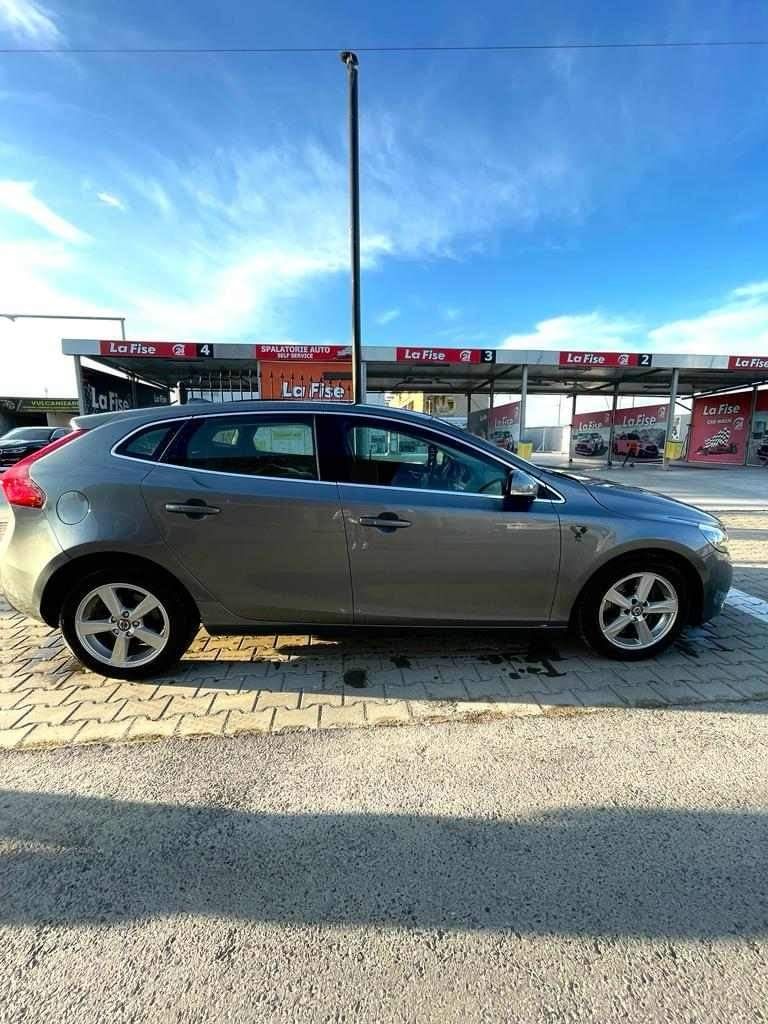 De vânzare Volvo V40