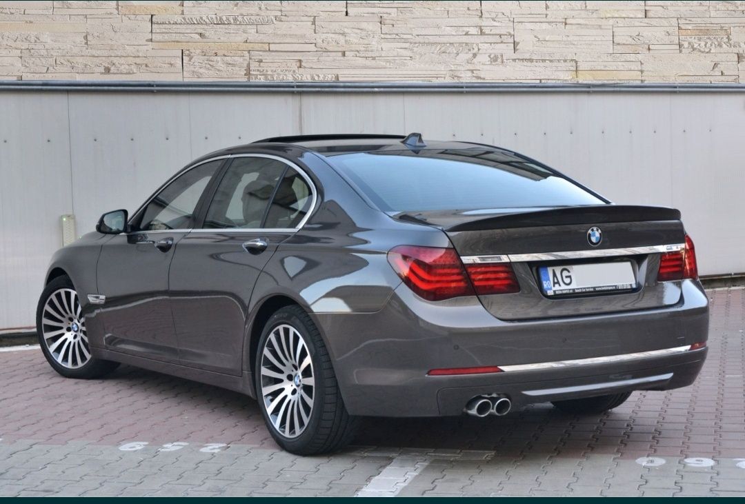 BMW Seria 7 730d