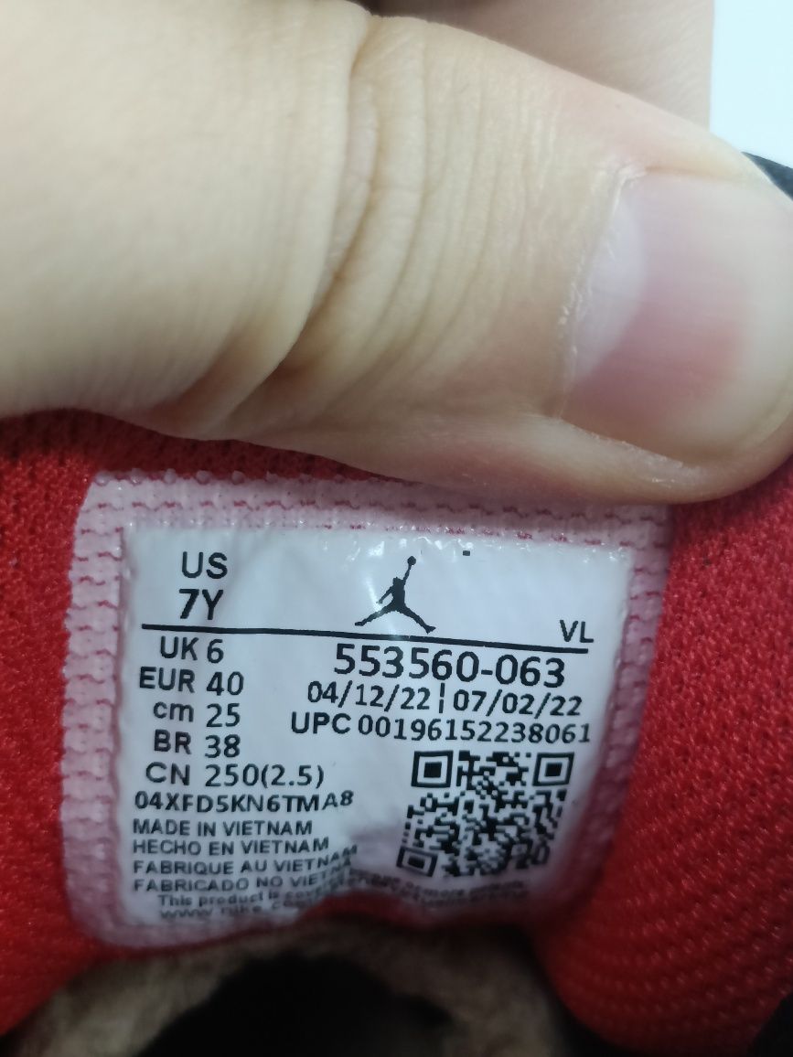 Nike Air Jordan 1 Low номер 39-40