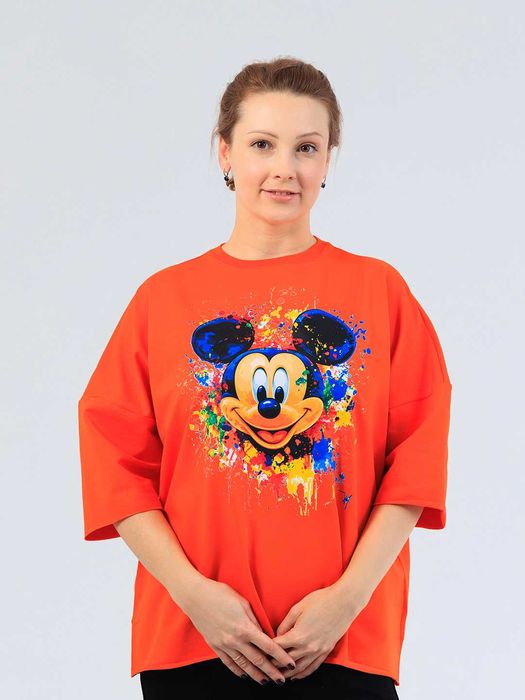 Продается женская футболка, оверсайз, c принтом, с коротким рукавом