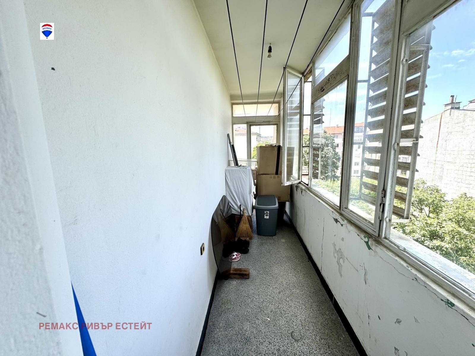Тристаен апартамент за продажба кв. Хъшове, гр. Русе