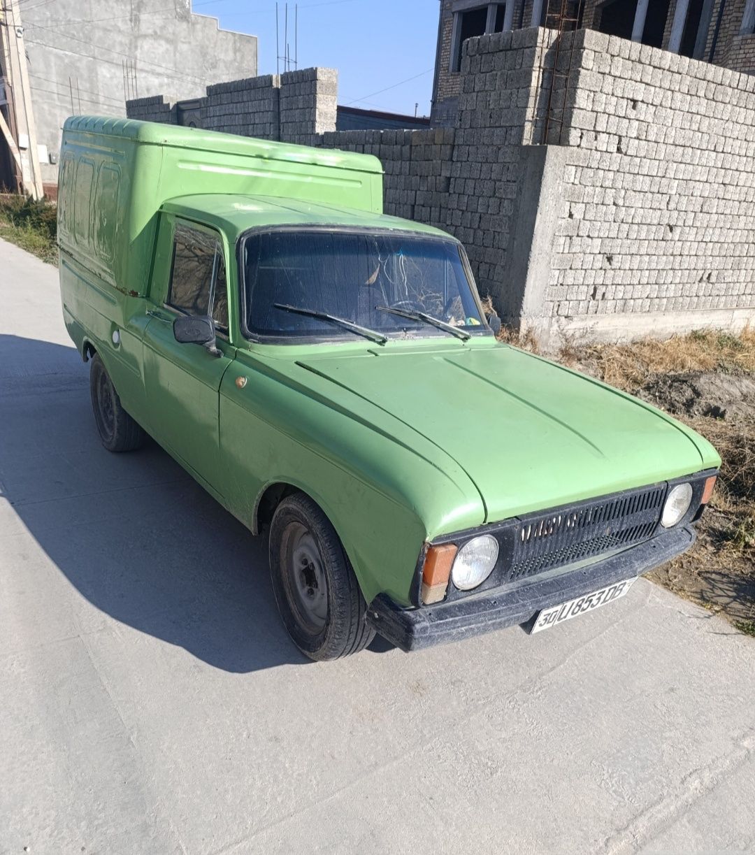 Мошина нахаду зур