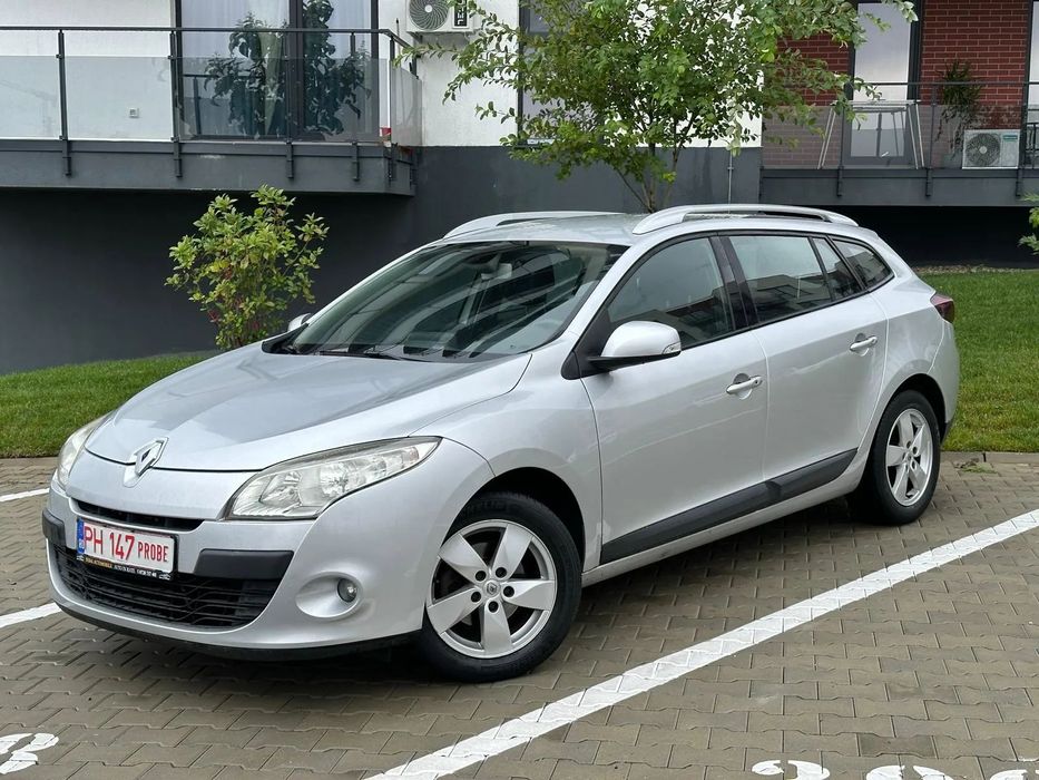 Renault Megane Renault Megane 2010 1.6 16v Dynamique Keyless Navi Rate avans 0