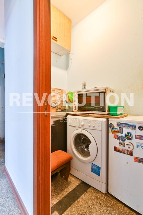 Дава се под наем Тристаен апартамент в София, Лозенец - 80 кв.м за 500 € - Снимка #9