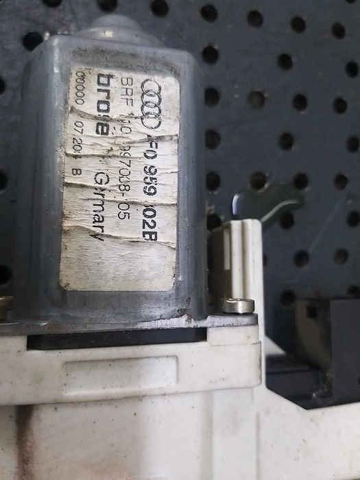 Motoras macara geam dreapta fata audi a6 c6 4f 4f0959802b