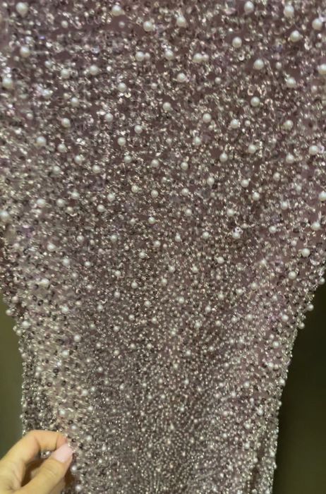 Чисто нова рокля за официален повод