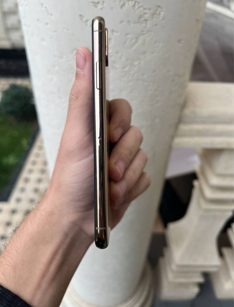 Iphone Xs gold 64 gb