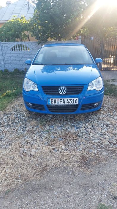 Vând Volkswagen Polo