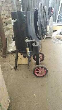 Пескоструйные аппараты (пескоструи) Домкраты