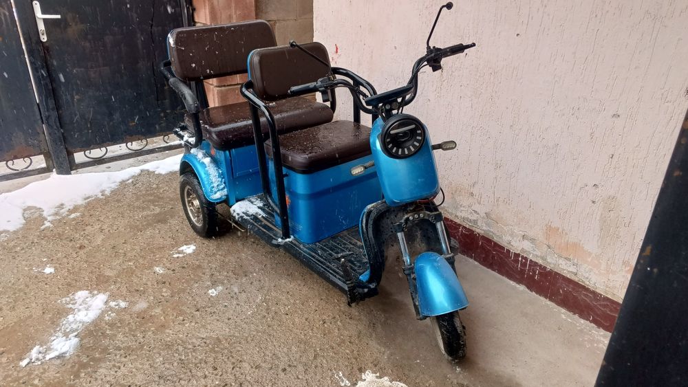 Электротрицикл в хорошем состоянии