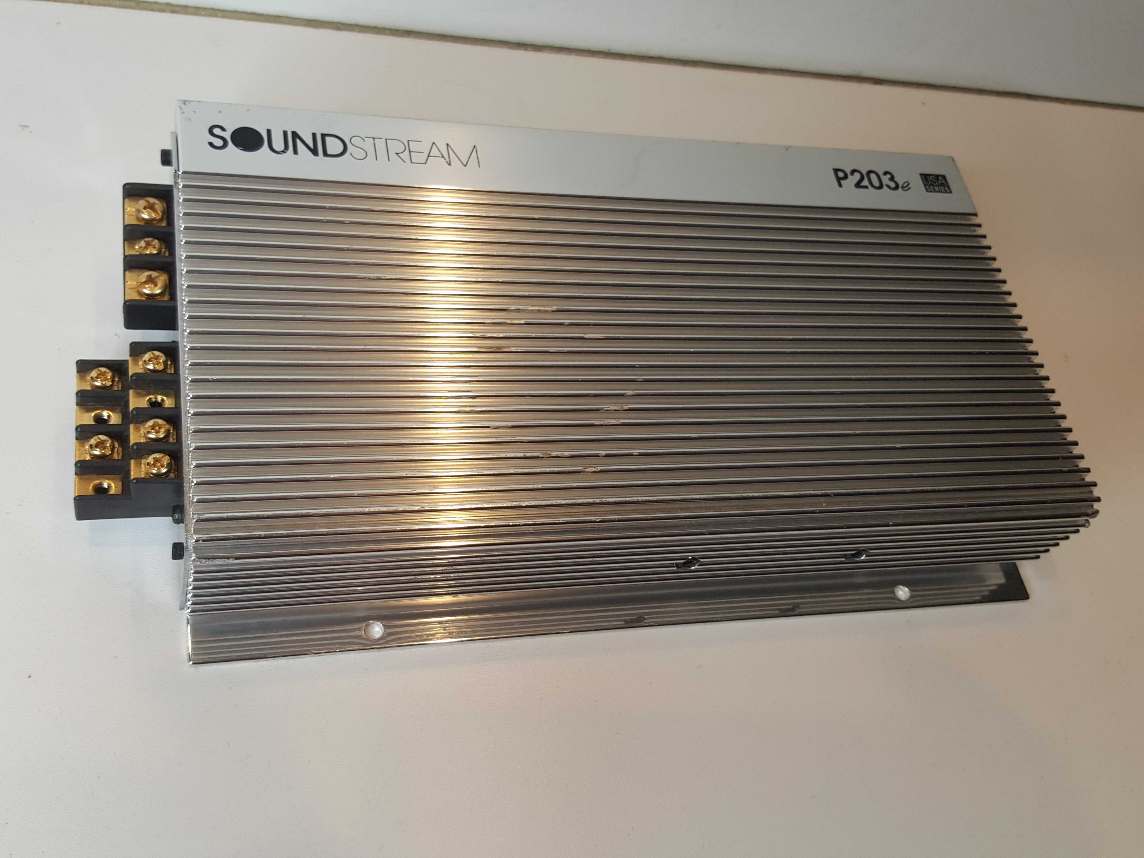 Vand amplificator statie auto SOUNDSTREAM P203e