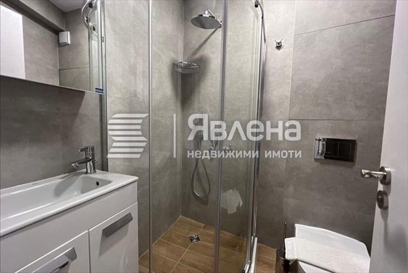 Дава се под наем Двустаен апартамент в Варна, Гръцка махала - 60 кв.м за 1050 € - Снимка #5