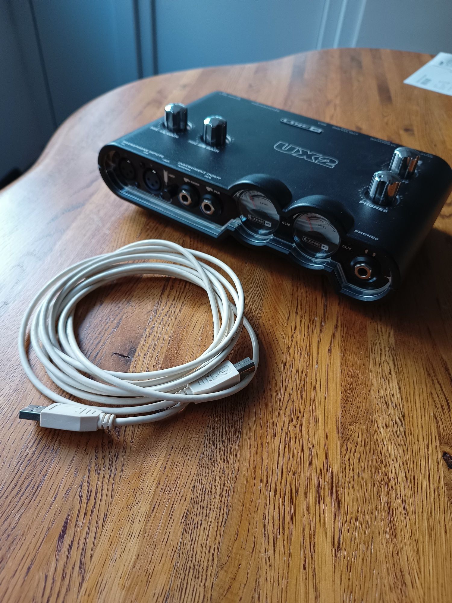 Line 6 UX2 audio interface