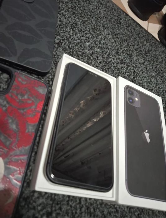 iphone 11 baterie 100%+ 8 huse si folii