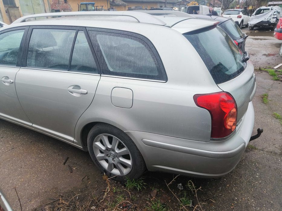 Toyota Avensis D-4D 2.2 D-CAT 177 CP