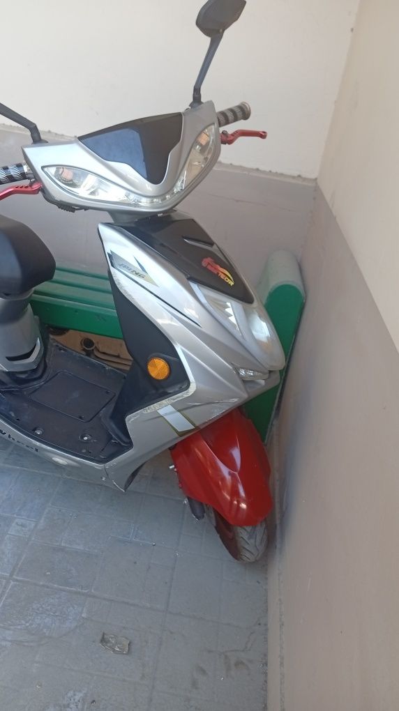 Skuter sotıladı M8
