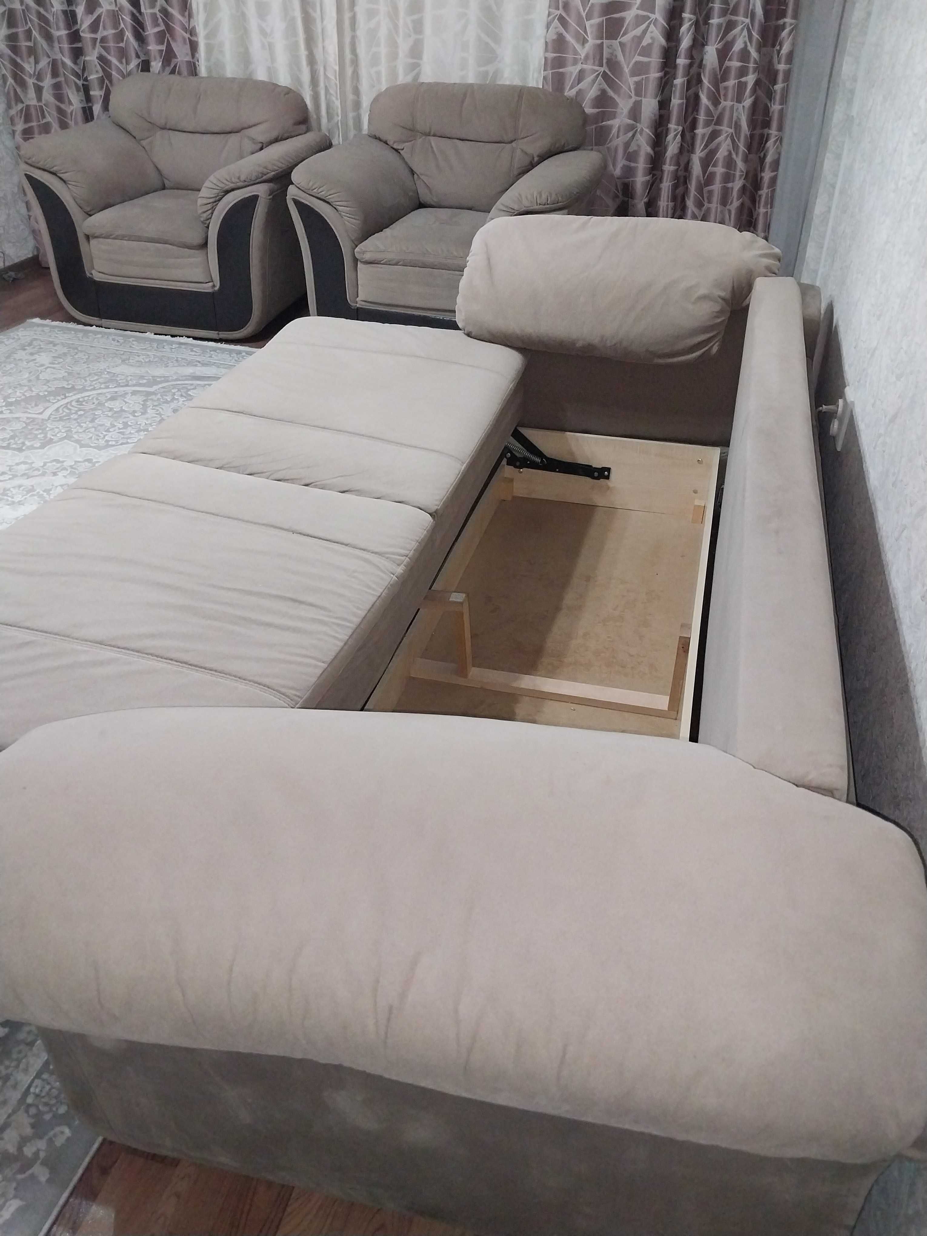 Продам           Диван