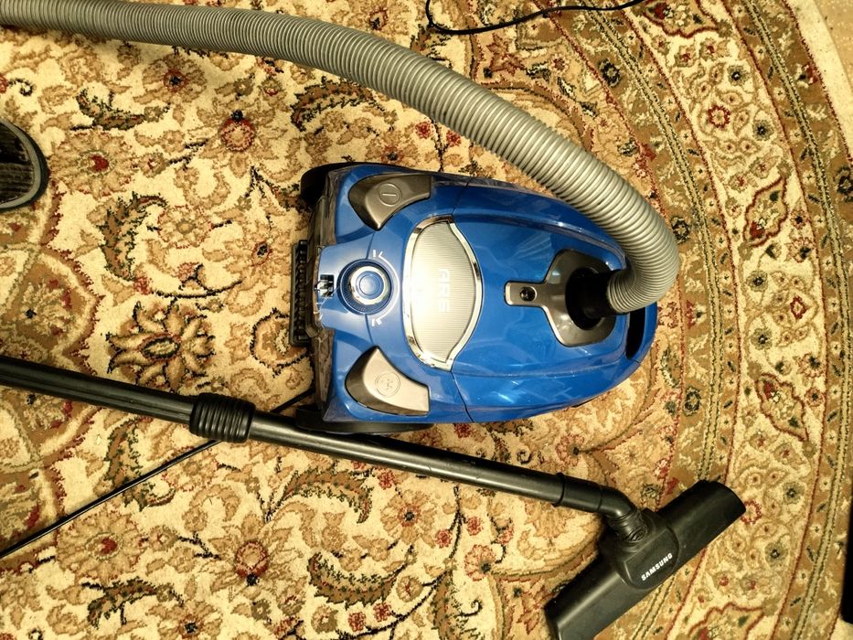 Пылесос  л.ж. Самсунг..