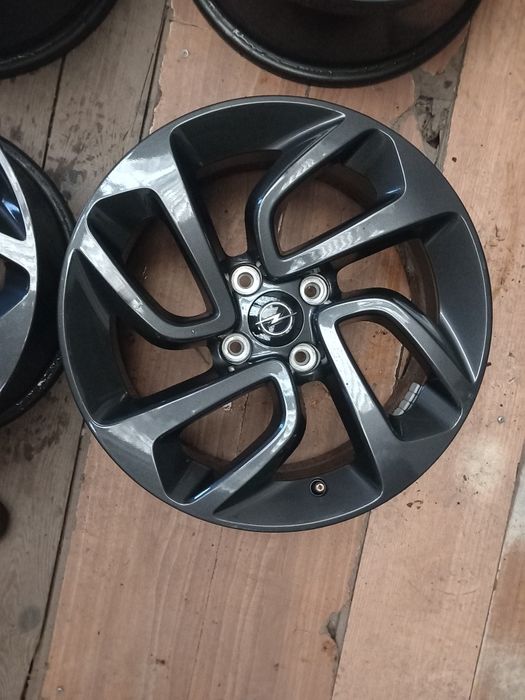 Jante opel corssland x  r16 4x108 is 20