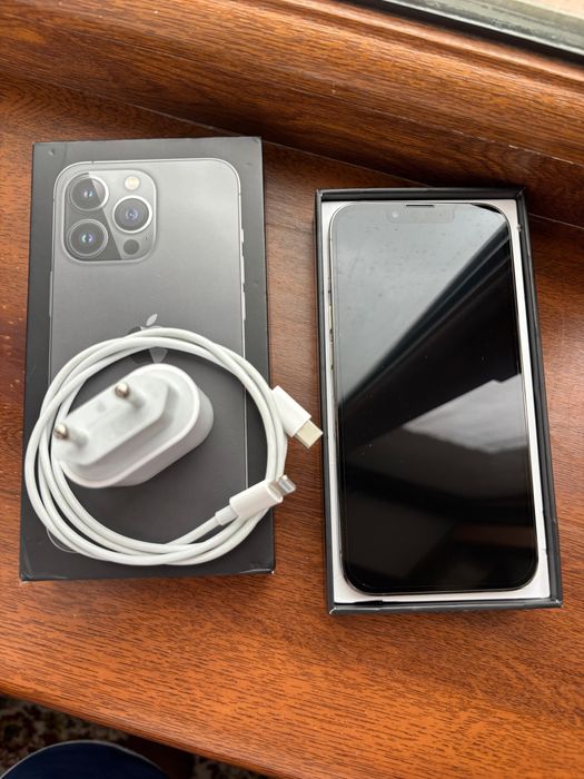 iPhone 13-pro состояние идеальный