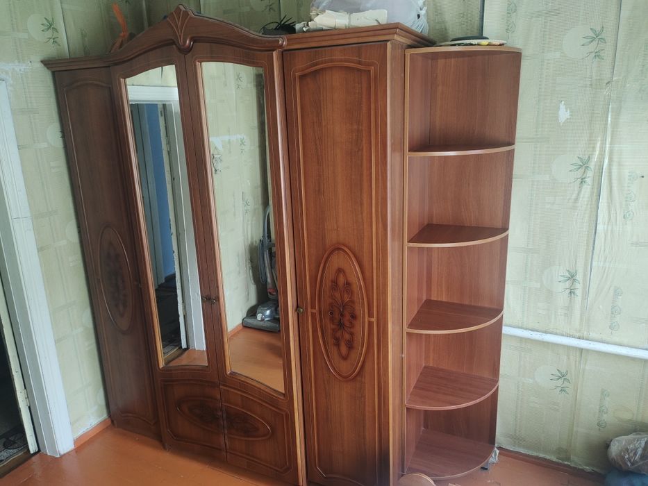 Спальный гарнитур