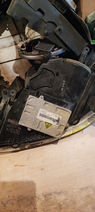 Фарове за Опел Зафира б