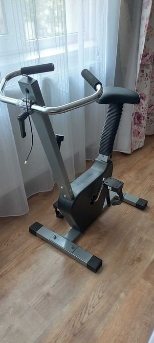 Bicicleta fitness si AB Generator