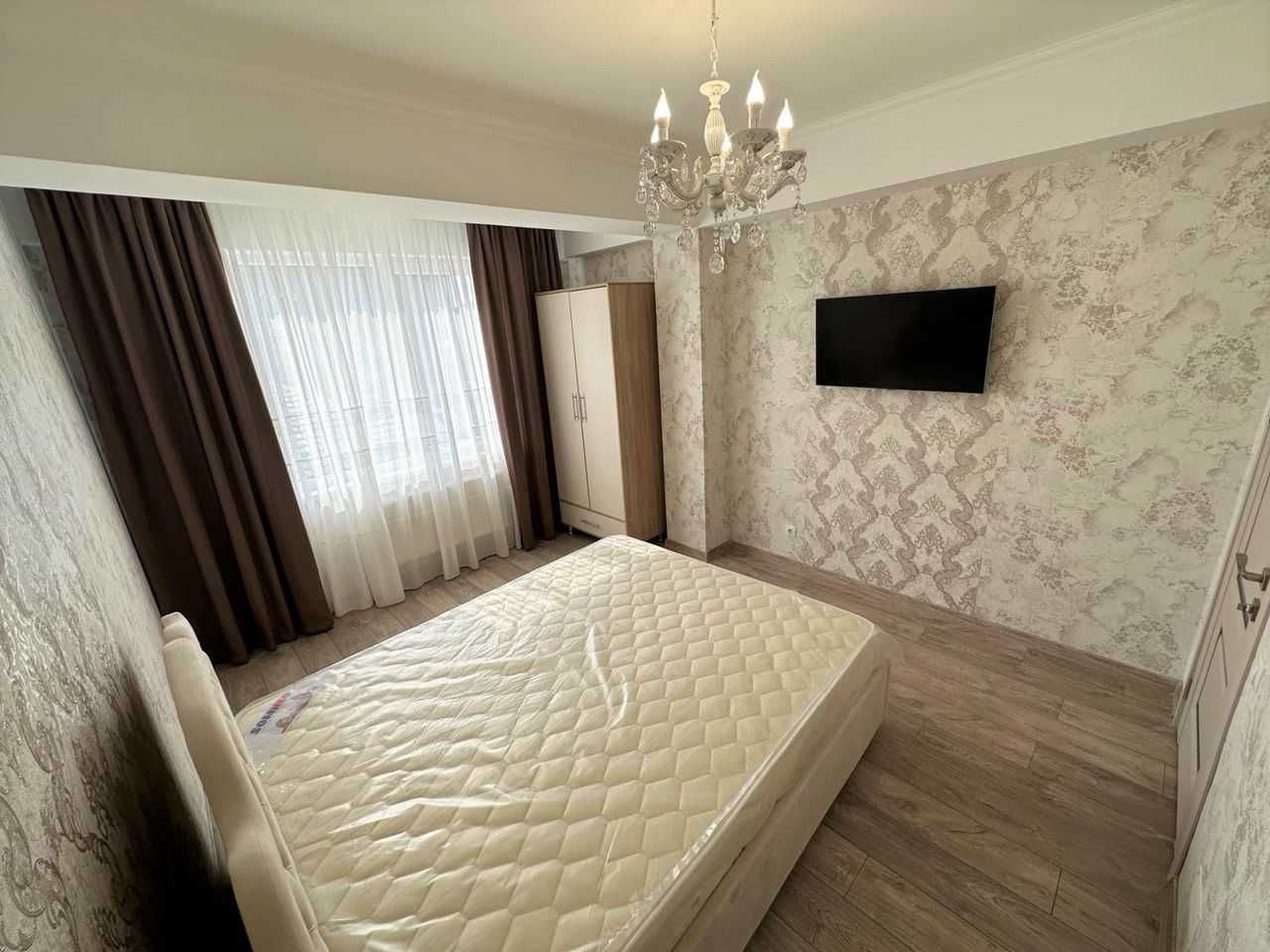 Дава се под наем Двустаен апартамент в София, Люлин 5 - 75 кв.м за 350 € - Снимка #2