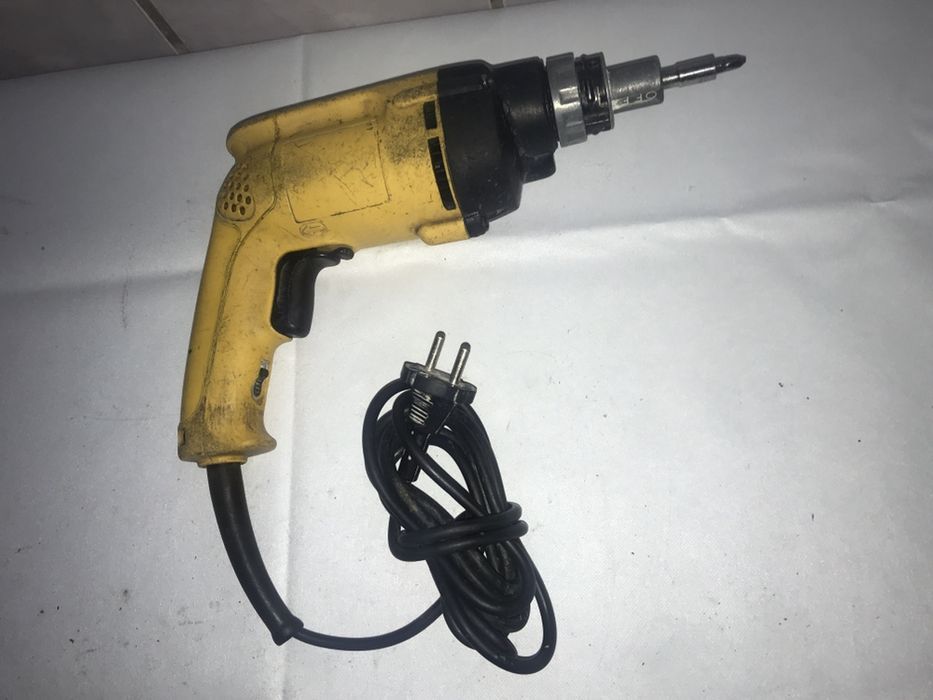 Bormasina-Masina Insurubat Dewalt  Pentru Rigips