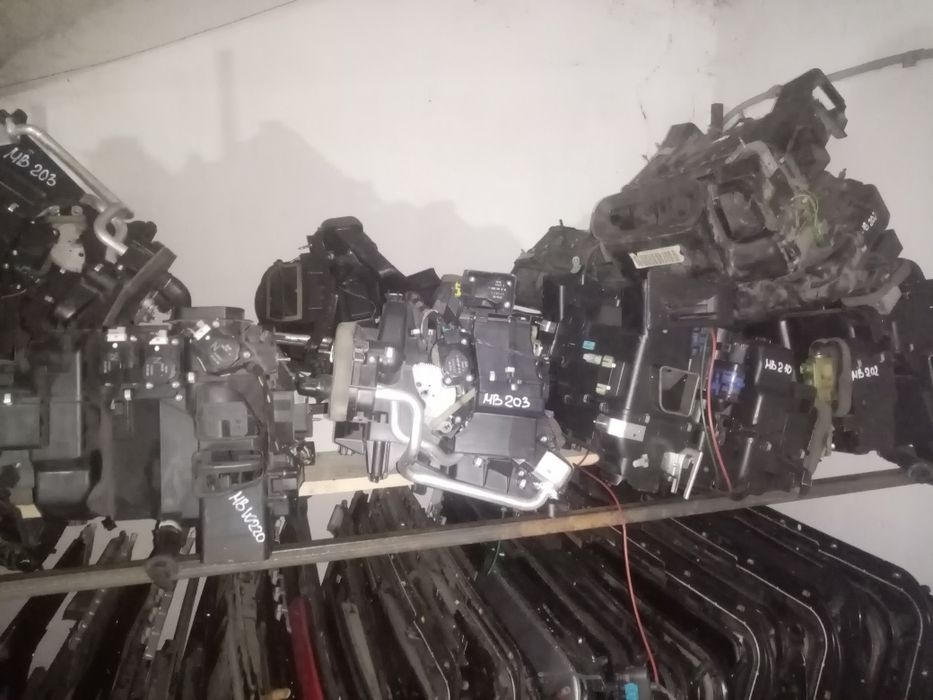 Корпуса печки на Мерседес из Германии