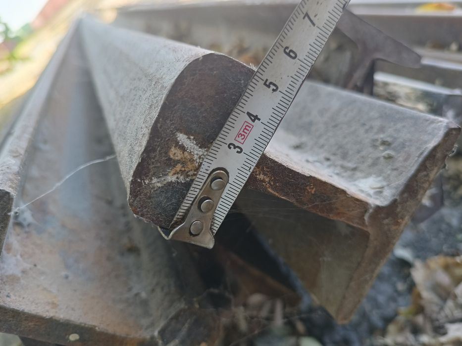 Рельсы трубы двутавры швеллера угольники металл