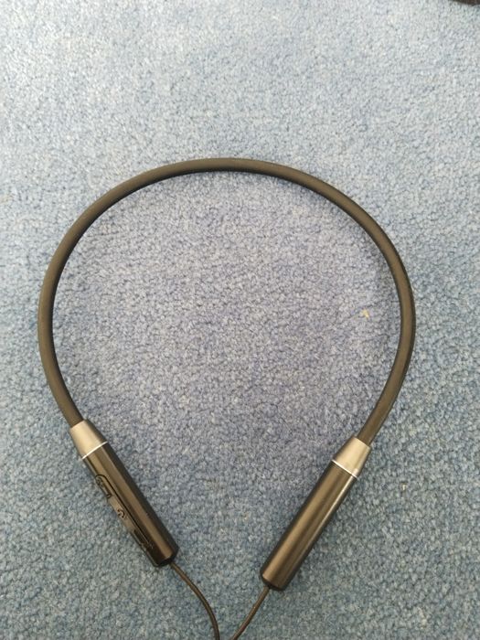 Наушники беспроводные