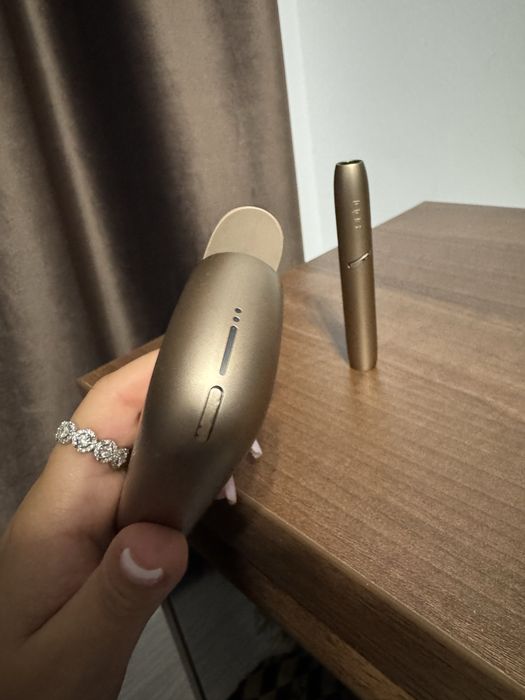 Iqos vechii utilizat . Dar in stare foarte buna